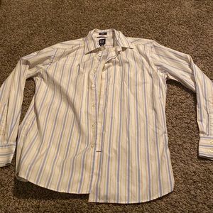gap button down